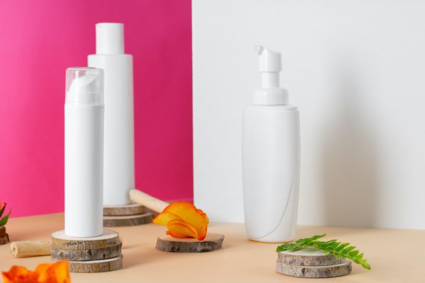 3 Reasons Why Airless Pump Bottles are Better Than Closures 2 69698 1