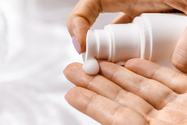 Airless Pump Bottles and Skincare: 7 Reasons They’re a Perfect Match